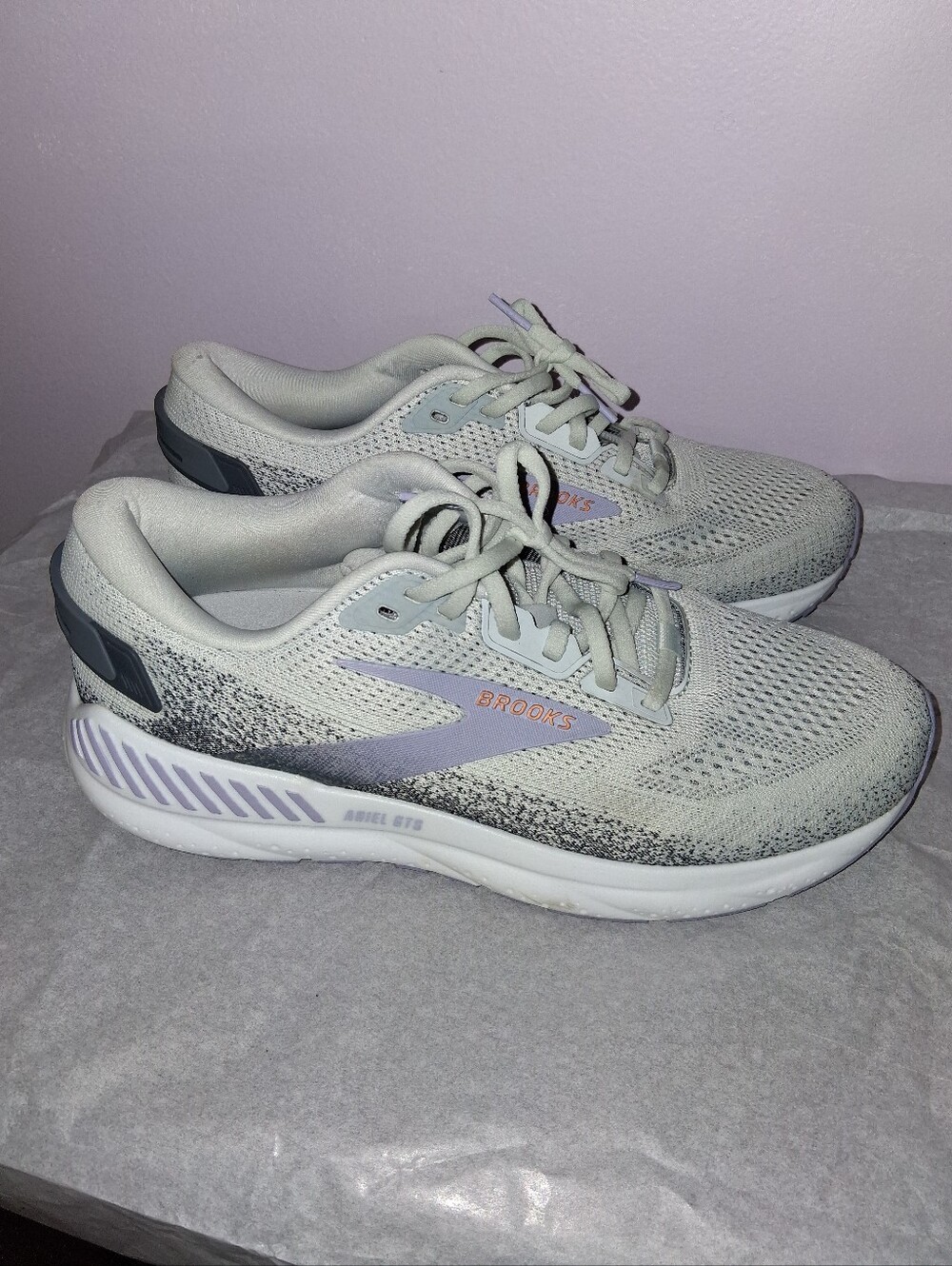 Brooks Women's Ariel 24 GTS 10.5B - Picture 3 of 7